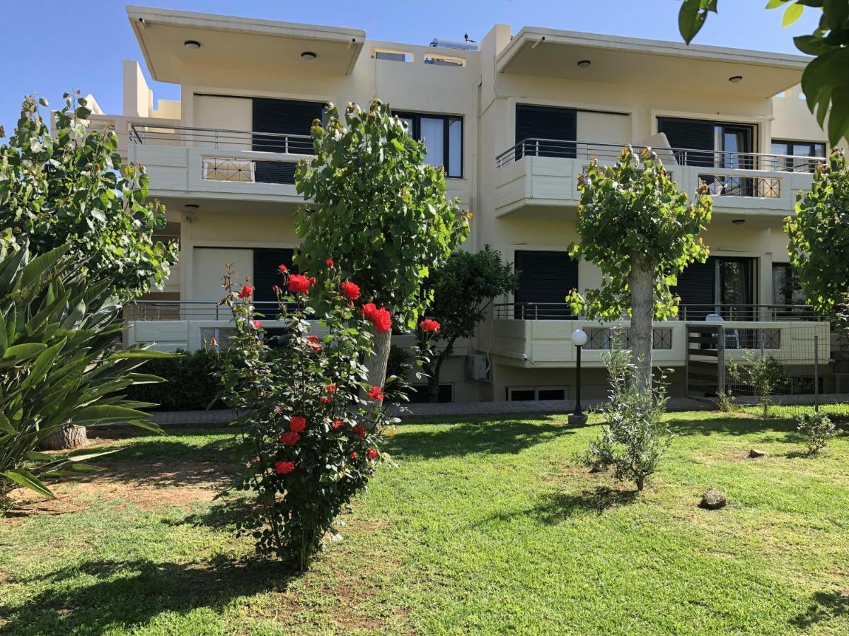 Lefka Apartment Parigoria